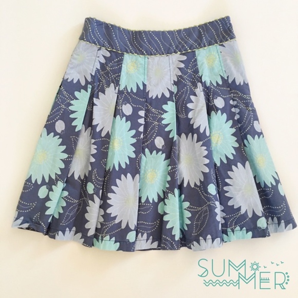 Liz Claiborne Blue and Teal Floral circle skirt